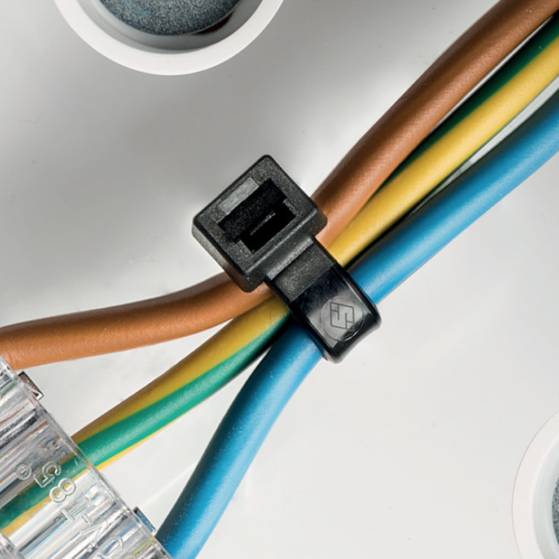 Accessoire câbles Collier de serrage en nylon 200x4.5 noir par 100 - SAPISELCO