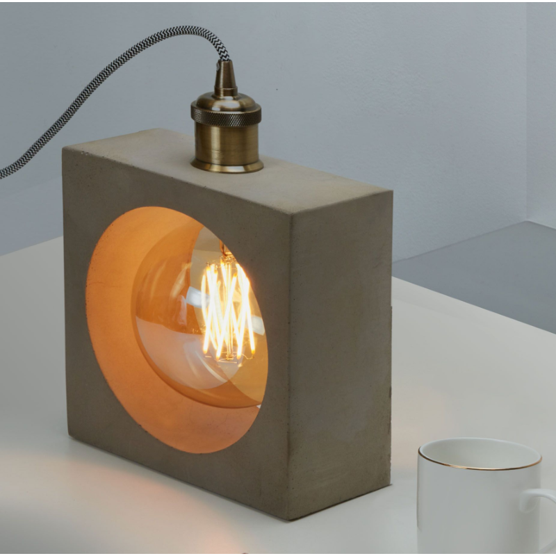 Décoratif et architectural CONCRETE - Lampe à poser carré - GIRARD SUDRON
